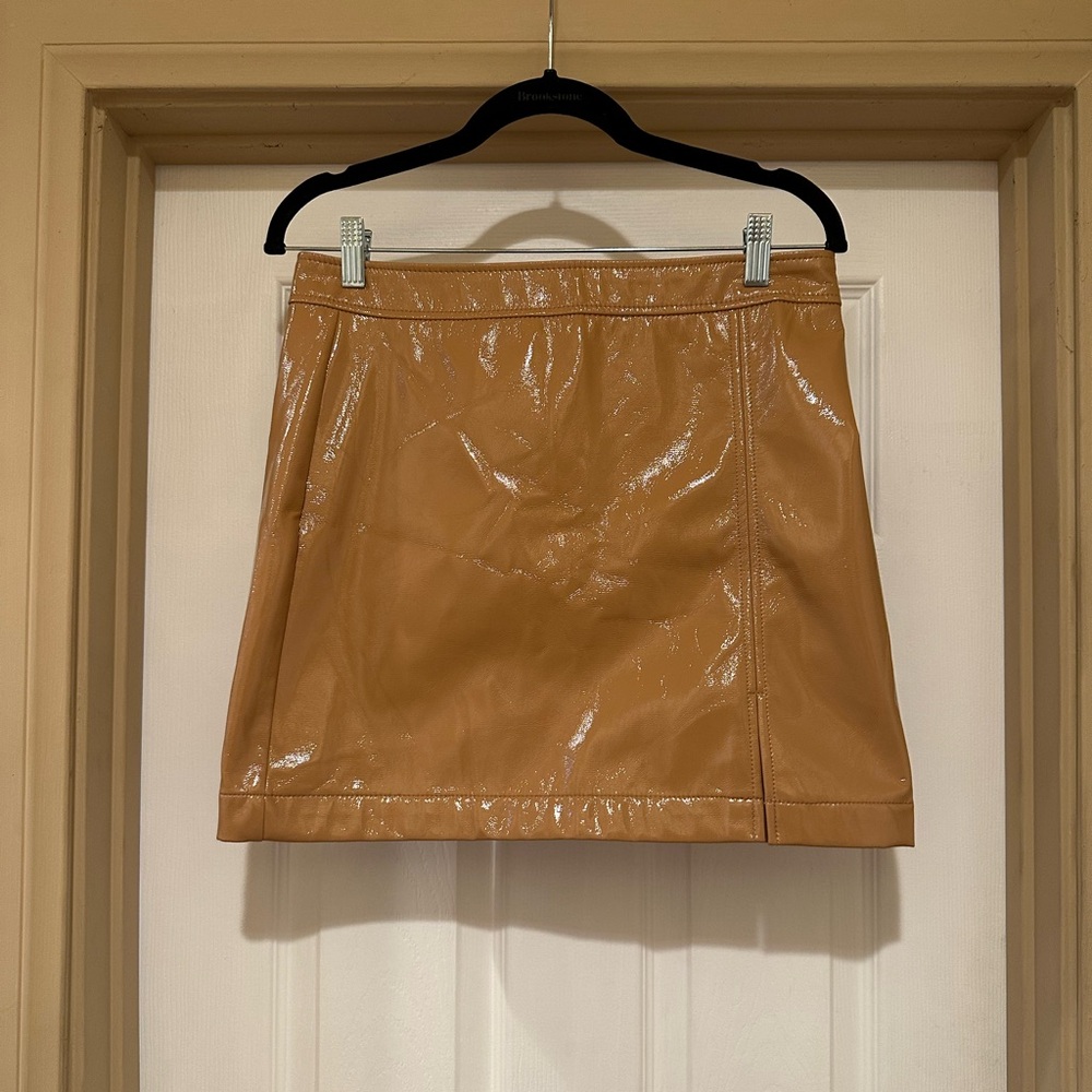 Brown / Tan skirt